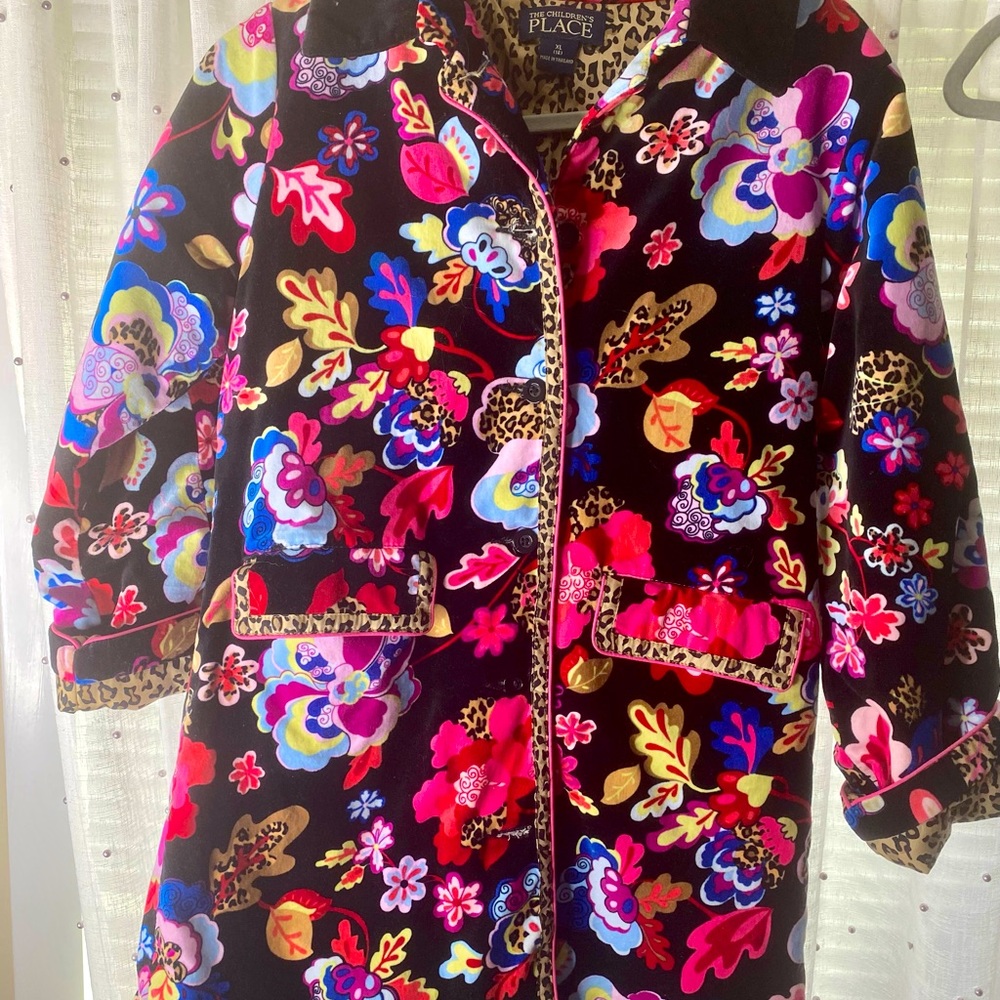 Vintage girls piece velvet Coat and jean pants